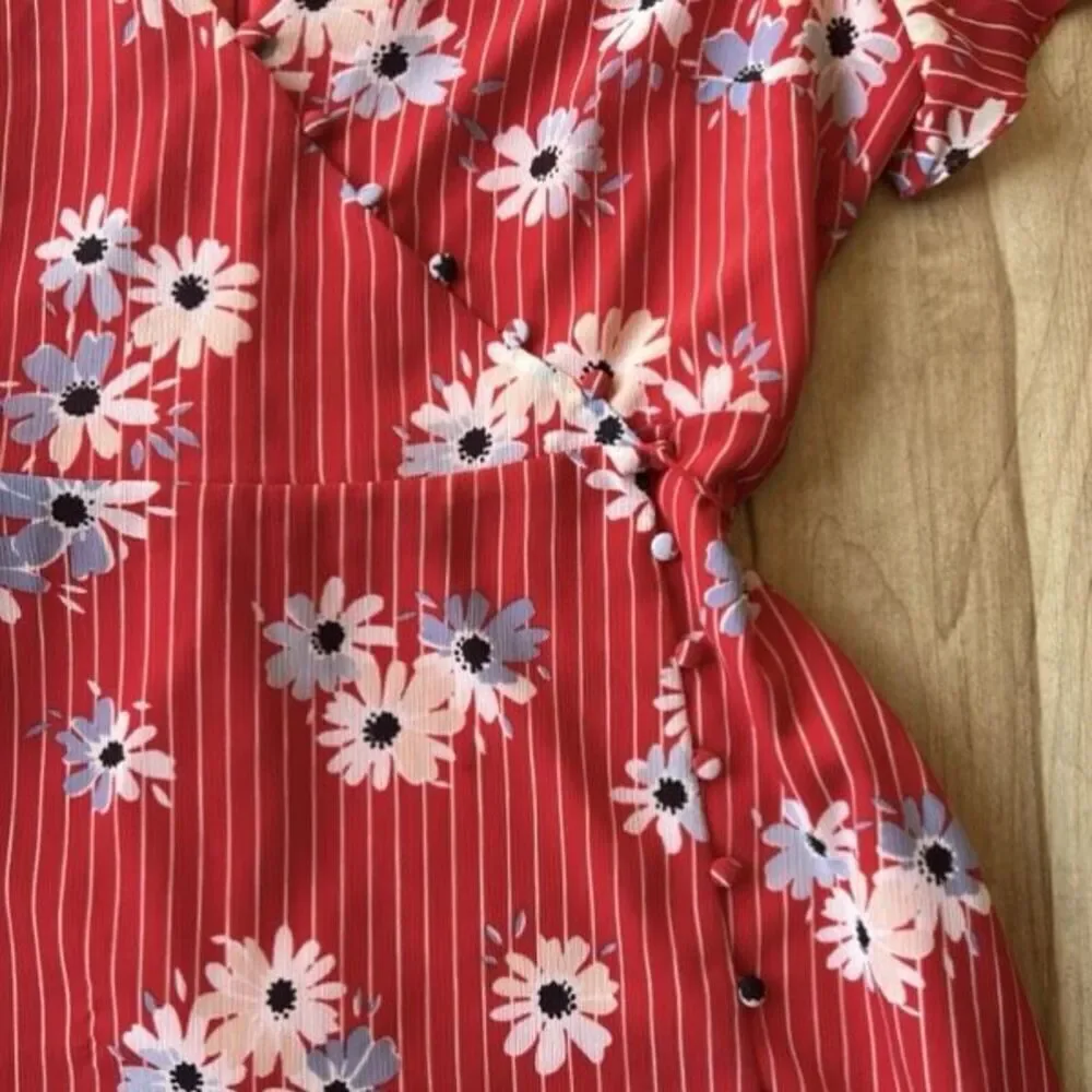 Madewell Button-Wrap Dress in Daisy Society